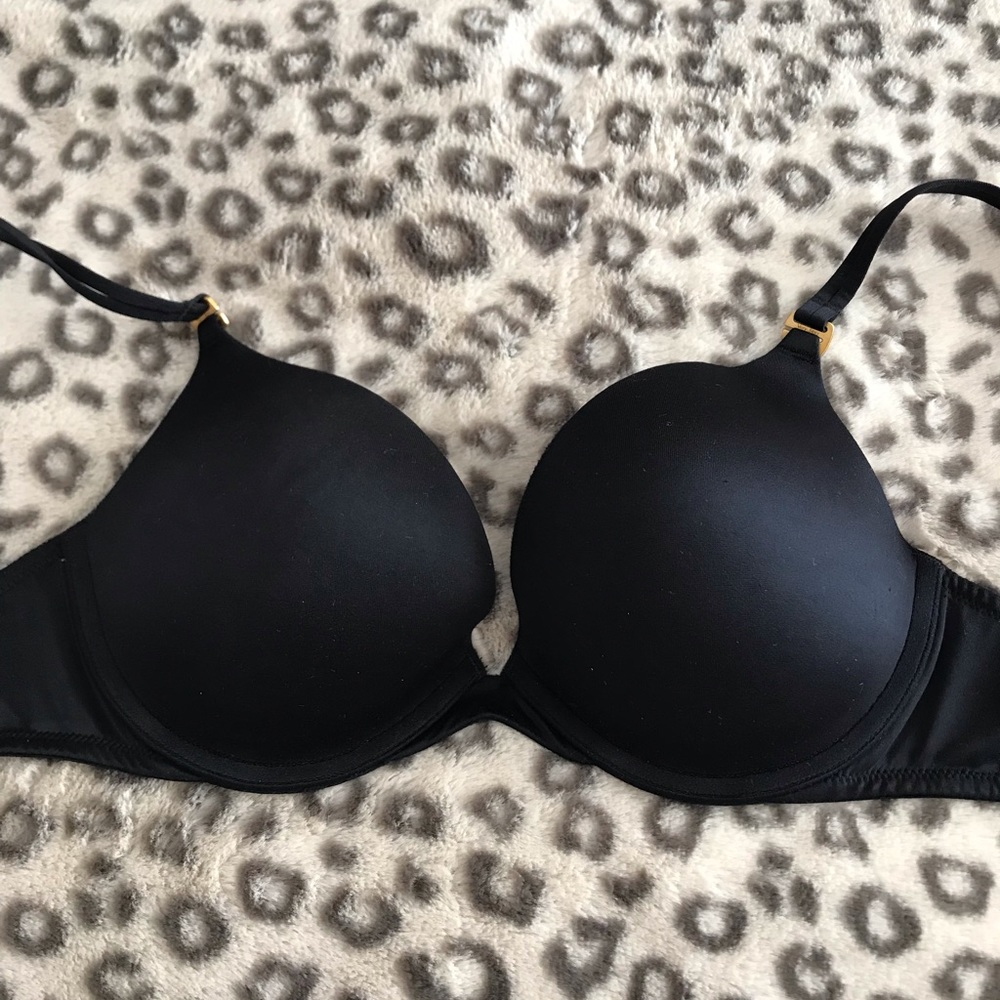 Victoria’s Secret “ Very Sexy” 34C Black Push-up Bra
